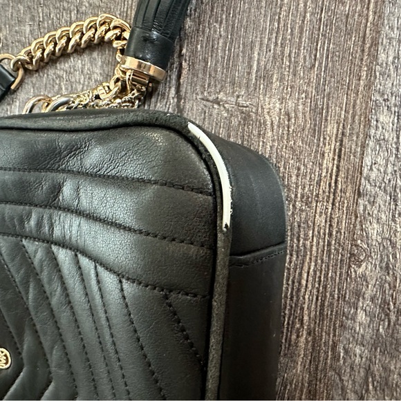 Michael Kors Jet Set Medium Quilted Bag - Picture 12 of 15